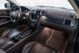 Voiture Jaguar XK R (2) V8 5.0 510