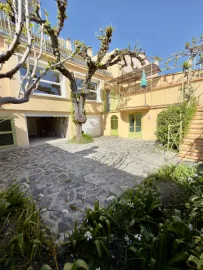 NYONS Centre DROME PROVENCALE VILLA 185M² 5 Chambres JARDIN 500M² TERRASSE PLEIN SUD Nyons