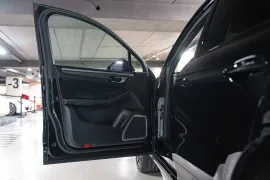 Voiture Porsche Macan Turbo V6 3.6 400