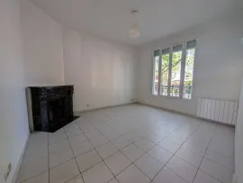 Vente Appartement bon état à deux pas du RER B