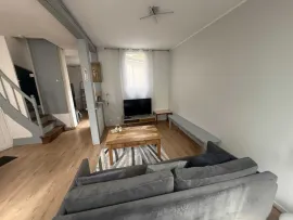 Location Maison meublée 2 chambres et cour