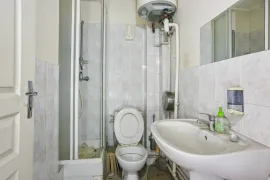 Vente Appartement 3 pièces traversant - Paris 8e