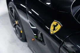 Voiture Ferrari F12 Berlinetta V12 6.0 740