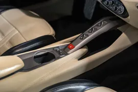 Voiture Ferrari F12 Berlinetta V12 6.0 740