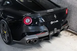 Voiture Ferrari F12 Berlinetta V12 6.0 740