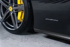 Voiture Ferrari F12 Berlinetta V12 6.0 740