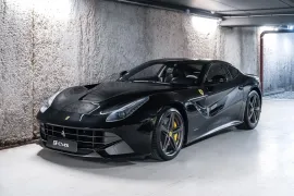 Ferrari F12 Berlinetta V12 6.0 740 Paris 16e