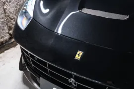 Voiture Ferrari F12 Berlinetta V12 6.0 740