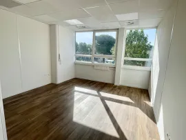 Location Location Bureaux Vitrolles 13127