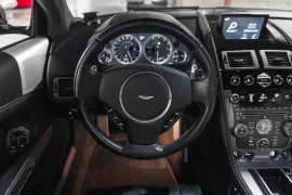 Voiture Aston Martin DB9 (III) V12 6.0 517