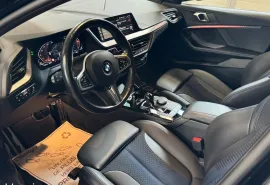 Voiture BMW 1 series M Sport
