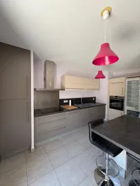 Location Appartement meublé 73 m2 Garage & Terrasse