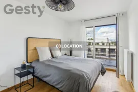 COLOCATION – SUPERBE T5 MEUBLÉ AVEC TERRASSE Saint-Ouen-sur-Seine