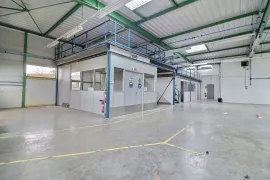 Location Local commercial - Atelier d'activité - 554m²
