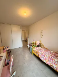 Vente T4 87m2 - 3 chambres, balcon, parking