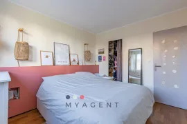 Vente Croix de Chavaux à 2 min – 66 m² lumineux