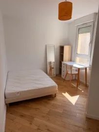 Vente T4 DE 81m2 CENTRE GERLAND AVEC BALCON
