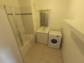 Location Grand T2 meublé parking balcon