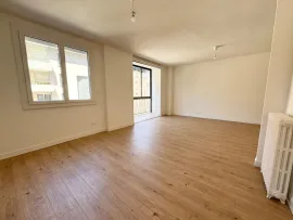 Vente Appartement 4 pièces - 80m2 - Port Saint Sauveur