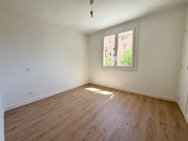 Vente Appartement 4 pièces - 80m2 - Port Saint Sauveur
