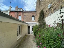 Location Maison 3/4 chambres avec cour extérieur Amiens