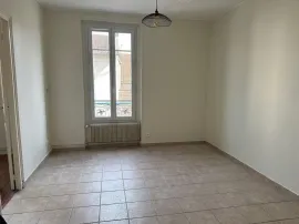 Location Appartement 2 pièces Centre-ville Villiers