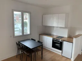 Location Beau 2P meublé 39m² avec jardin collectif à Ivry