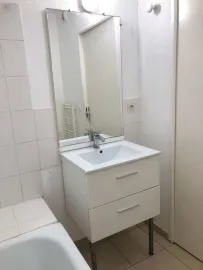 Location Beau studio 19m² rénové + place de parking