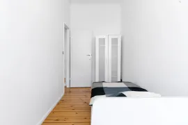 Colocation Plönzeile, Berlin