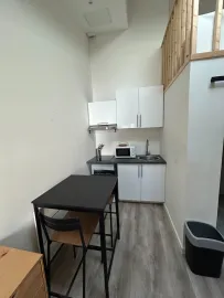 Location CHARMANT APPARTEMENT MEUBLE