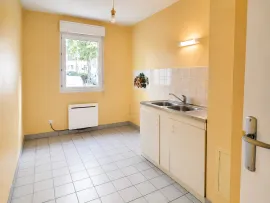 Vente Appartement T2 avec terrasse plein sud et garage – Angers, Hauteurs Saint-Jean / Place du Tertre