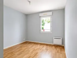 Vente Appartement T2 avec terrasse plein sud et garage – Angers, Hauteurs Saint-Jean / Place du Tertre