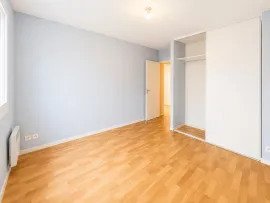 Vente Appartement T2 avec terrasse plein sud et garage – Angers, Hauteurs Saint-Jean / Place du Tertre