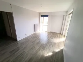 Vente T2 avec balcon – Rés Parc Beauvillé