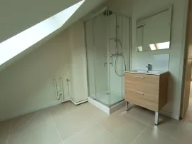 Location Studio rénové, 15m2, Amiens Henriville Amiens
