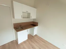 Location Studio rénové, 15m2, Amiens Henriville Amiens