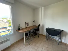 Location Studio meublé 17.8m² à Grenoble - Repeint en août 2026