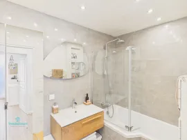 Vente Superbe appartement avec grande terrasse proche de toutes les commodités