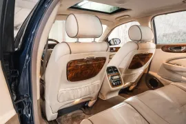 Voiture Jaguar Daimler Super Eight LWB