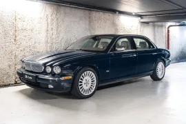 Jaguar Daimler Super Eight LWB Paris 16e