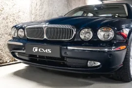 Voiture Jaguar Daimler Super Eight LWB