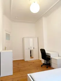 Colocation Kamminer Straße, Berlin