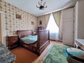 Vente Rare à la vente : Grande maison de caractère sur vaste terrain