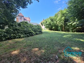 Vente Rare à la vente : Grande maison de caractère sur vaste terrain
