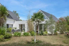 Vente Maison avec piscine intérieure à Guérande - Proche de la Mer et des commodités