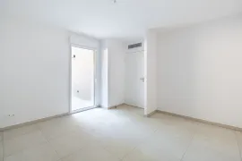 Vente T3 de 67,55 m² avec 256 M² de jardin et 26 M² de terrasses - Cannes