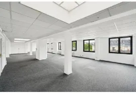 Location Location Bureaux Paris 75008