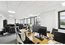Location Location Bureaux Paris 75008