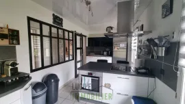 Vente Maison 6 pièces de 130m²