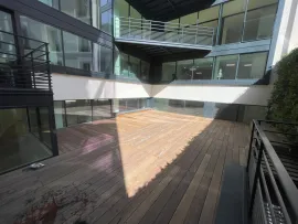 Location Location Bureaux Paris 75008
